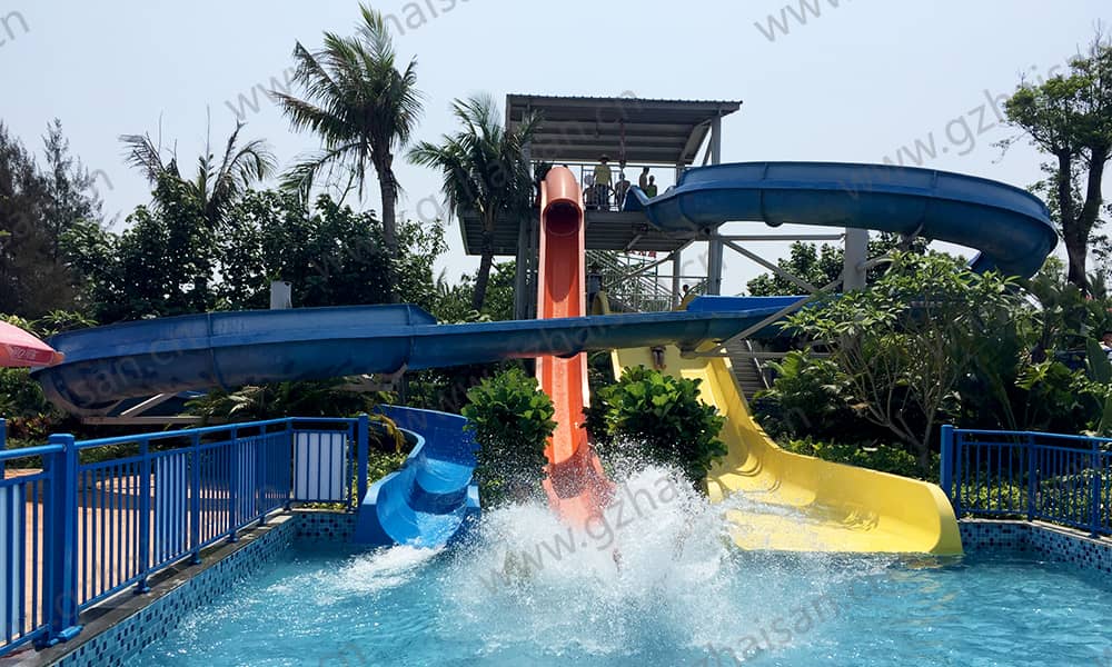 海南博鳌亚洲湾水上乐园组合滑道 海南博鳌亚洲湾水上乐园组合滑道